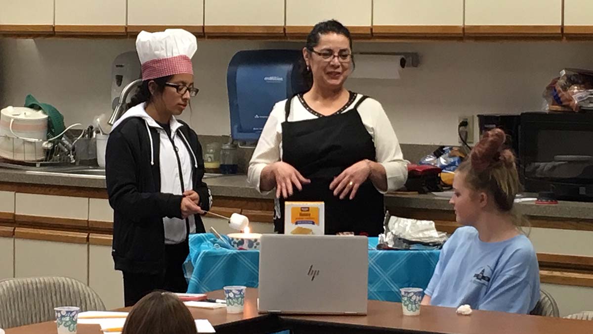 Lisa Martenez teaching
