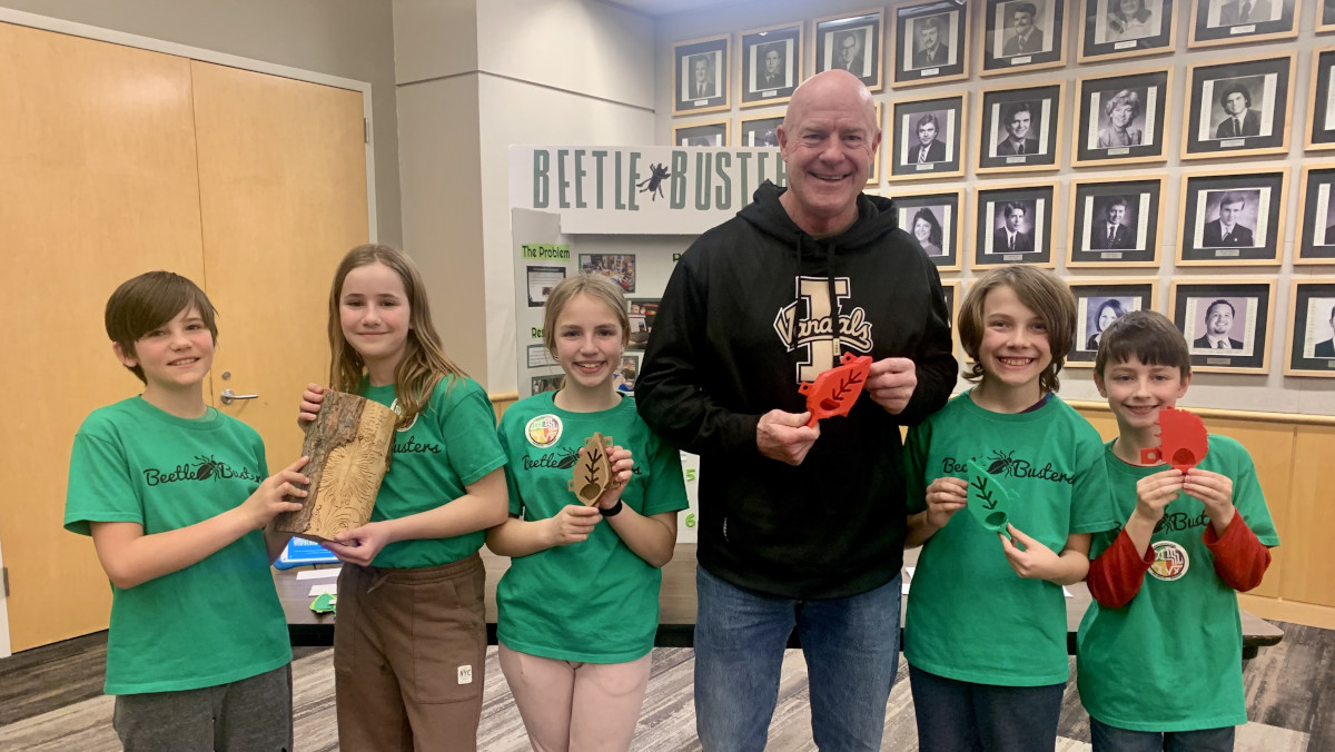 The award-winning Busters and Randall Brooks with samples and prototypes at the Idaho Exhibition of Ideas.