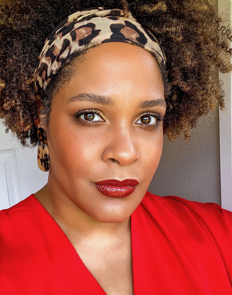 Ijeoma Oluo (photo credit: Ijeoma Oluo)