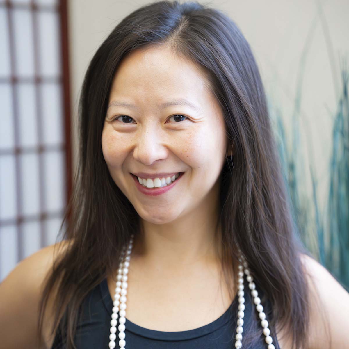 Yimin Chen