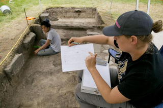 UI students excavating an archaeological site