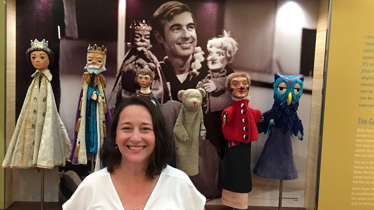 Deborah Hertzberg and Fred Roger puppets