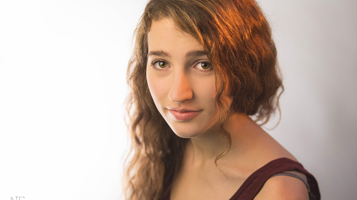Whitney Holland headshot