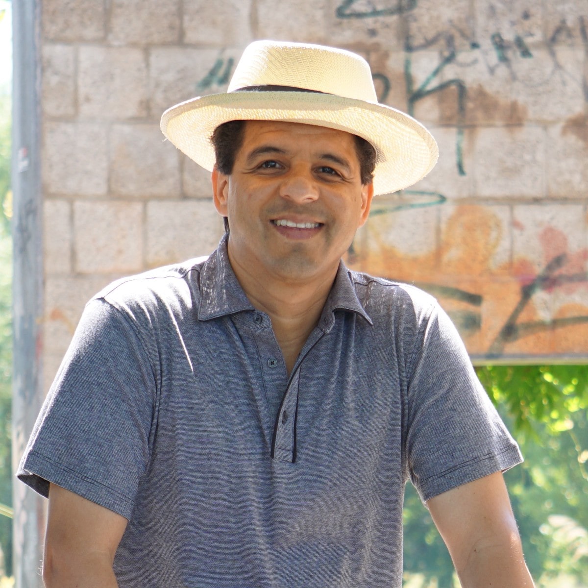 Carlos Muñoz Brenes, 2021 Alumni Achievement Award Winner