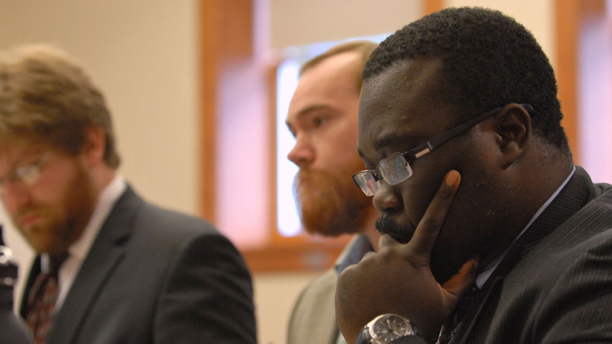Nii-Amaa Ollennu in a courtroom