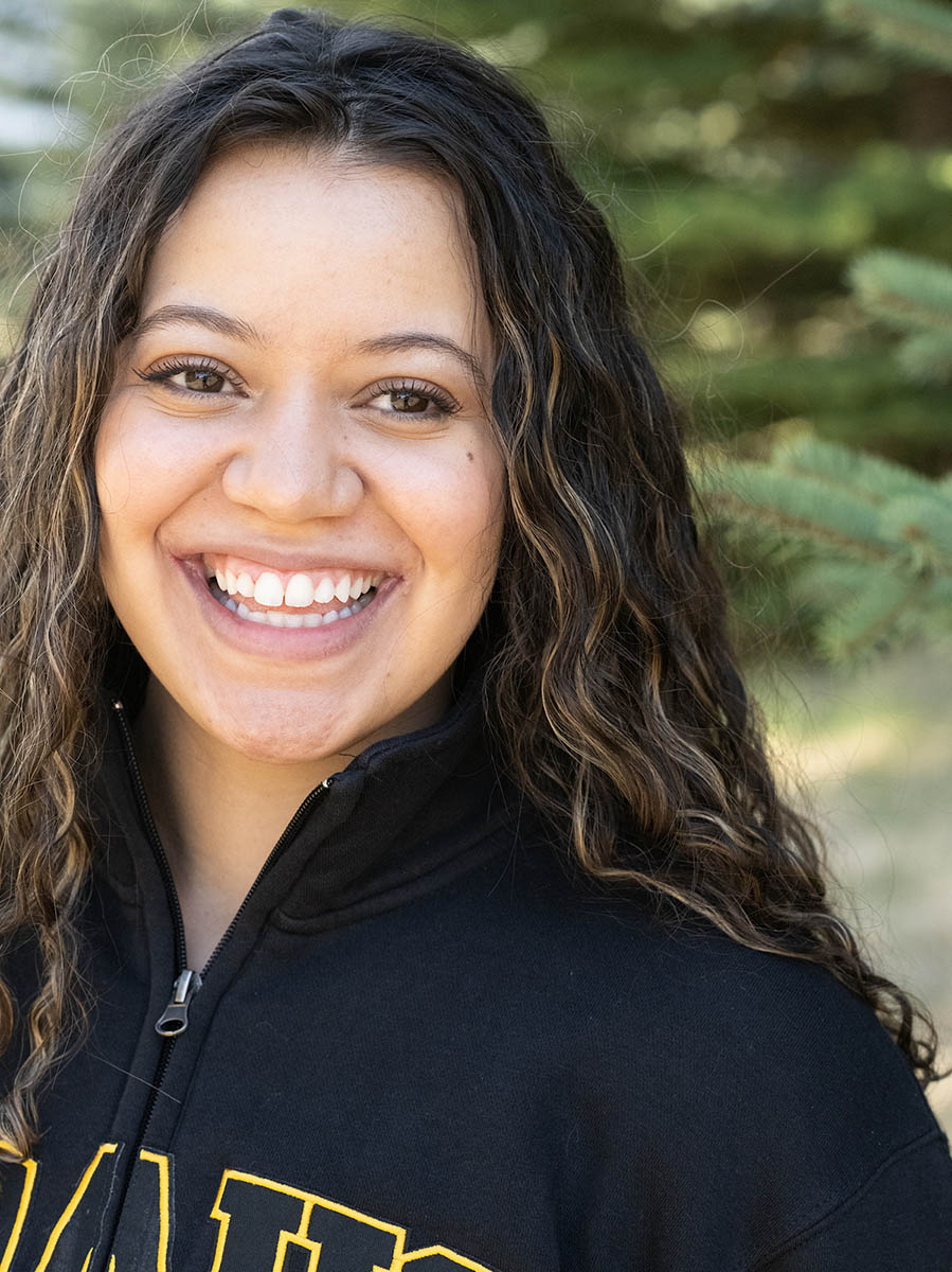 Tristin headshot