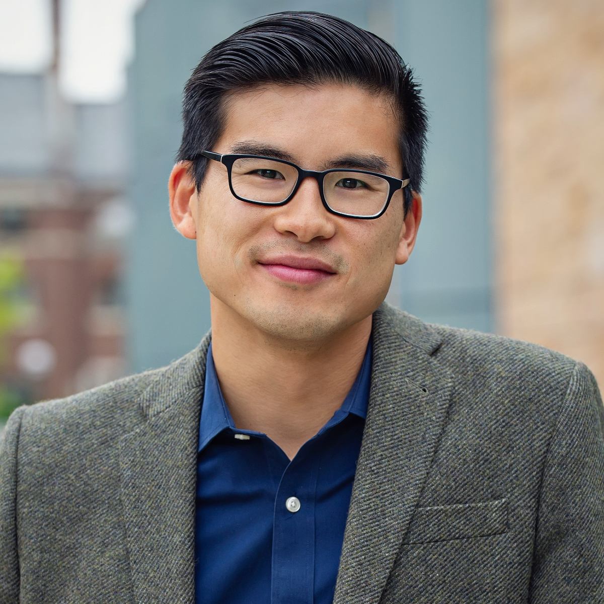 Dr. Ian Shin