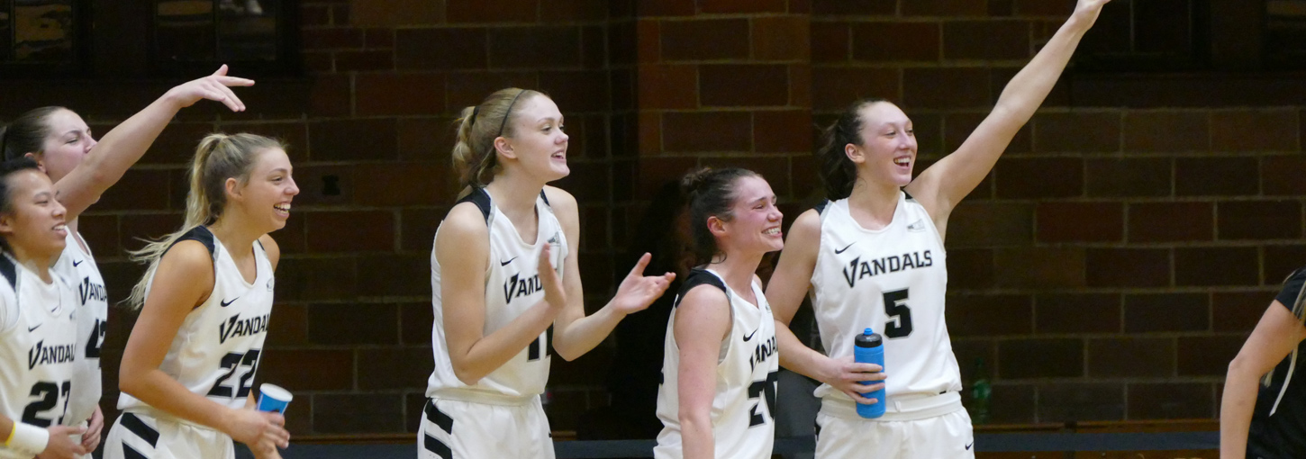 The Vandal Women Basketball team in Memorial Gym.